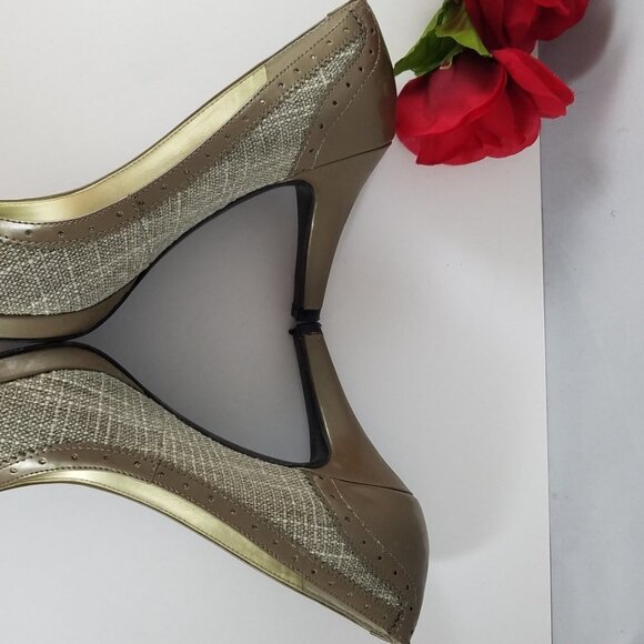 AK Anne Klein Platform Heels Taupe 7M Wake Pantene Tweed Pumps Shoes 3” Heels - Picture 4 of 8